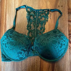 Front closure Victoria’s Secret